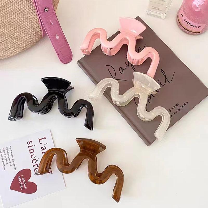 13CM Jelly Design Claw Clip for Thick Hair - Versatile Hair Accessory