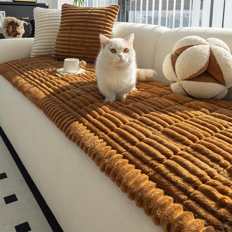 

Новая утолщенная теплая подушка для дивана Осень и зима Плюшевая нескользящая цельная подушка для сиденья Кожаный чехол для дивана 70*70cm