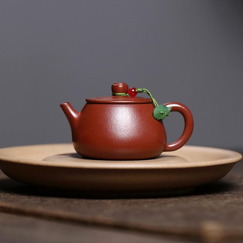 

Традиционный Исинский Ручной Фиолетовый Глиняный Чайник Бытовой Сырой Минерал Чайник из Глины Чжу Маленькая Емкость Чайник из Цзыша Китайский Чайный Набор 80 мл