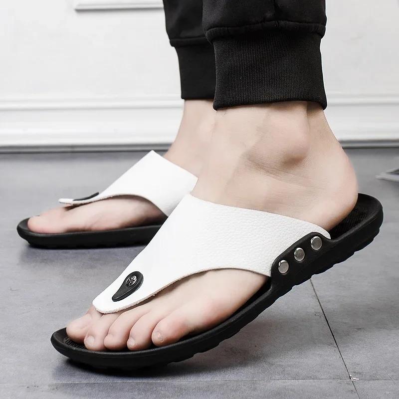 Fashion Summer Slippers Men Flip-Flops for Men Beach Slippers Brown Sandals Comfortable Shoes Non-Slip Bathroom Shoes Men Shoes