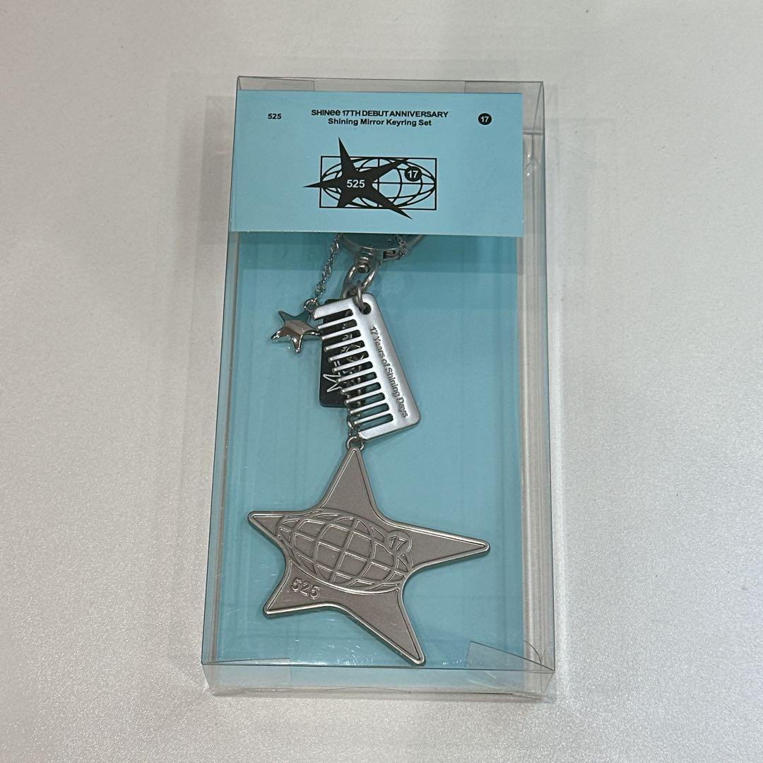 

[Б/У] Зеркальный брелок SHINee к 17-летию (Нет Коллекционной Карты)