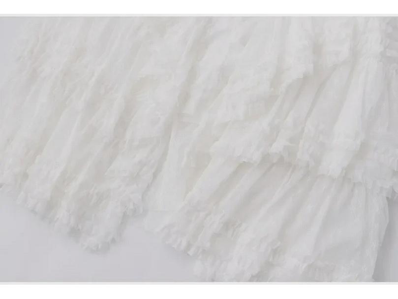 Strapazierfähiger Fantasierock aus Netzstoff mit elastischer Taille und unregelmäßigen Kantennähten