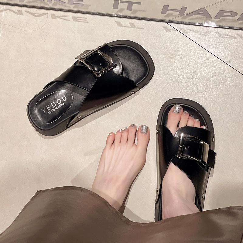 Thick Bottom Square Head Casual Cool Slippers Women's Summer New Internet Celebrity Versatile Outer Wear Small One-word Drag Non-slip