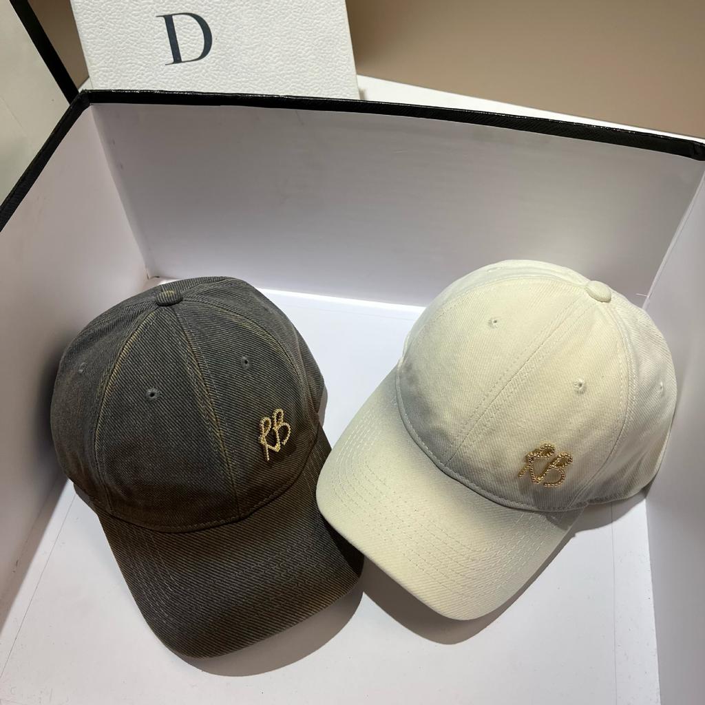 Luxury Metal Letter RB Baseball Cap Men Women Fashion Snapback Hip Hop Caps Adjustable Bone Dad Hat Outdoor Visor Sun Hats