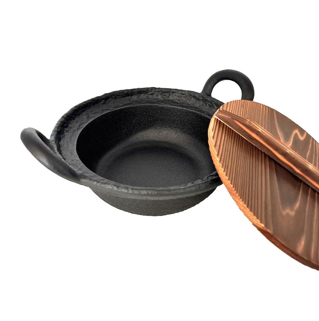 Nanbu Ironware Oisei Hobundo Cast Iron Pot with Wooden Perfect for Hormone and Made In Japan Lid, Yosenabe, Hotpot, Motsunabe, Sukiyaki, 17.6cm,