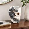 Realistisches Totenkopf-Dekor Gotischer Stifthalter, Gruselige Schmetterlings-Make-up-Pinsel Halloween-Themen-Schreibtisch-Organizer, Schreibtisch-Stiftebecher für Home Office