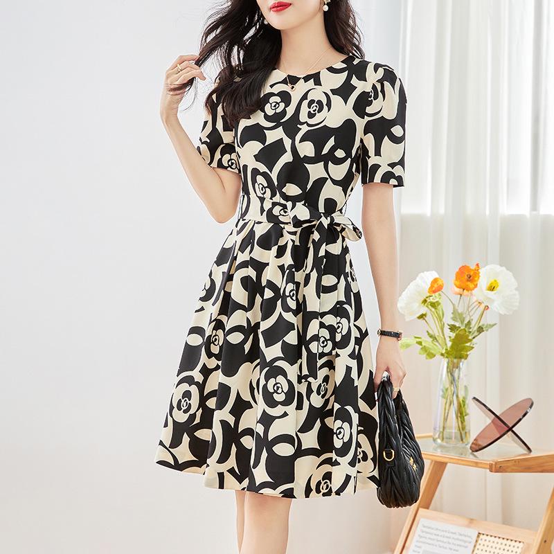 Light Luxury Camellia Print High Waist Slimming Dress