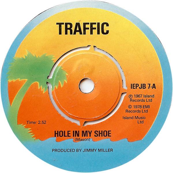 

7inch Record TRAFFIC Hole In My Shoe Paper Sun IEPJB7 ISLAND 1978 UK Rock Used