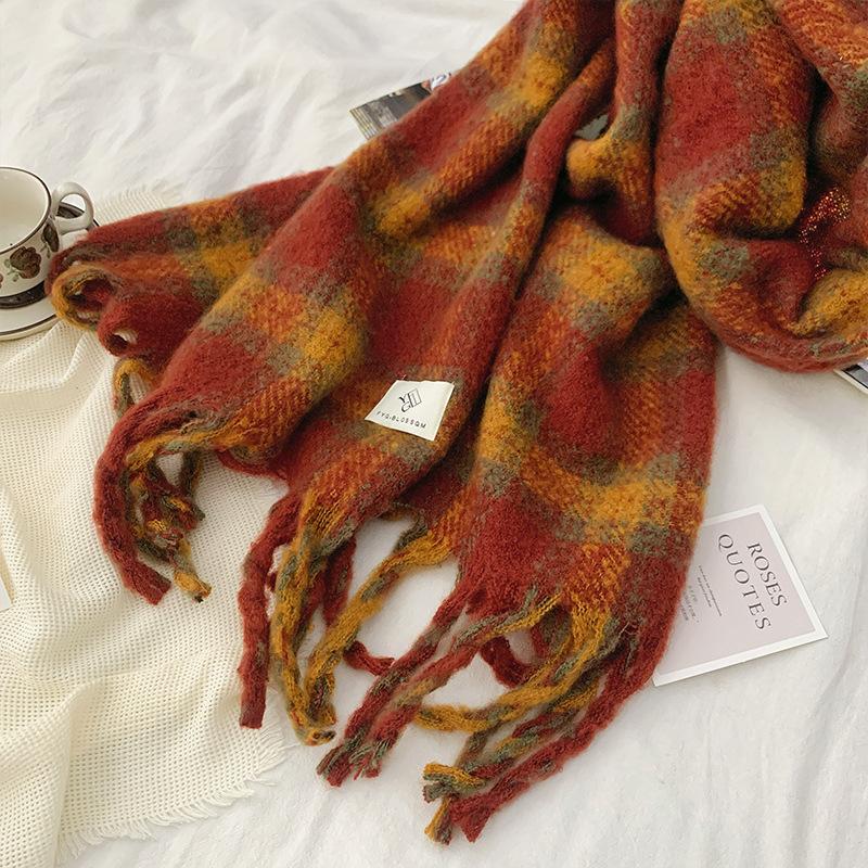 Macaron plaid scarf women's winter thickened warm seahorse hair Korean atmosphere fringed scarf