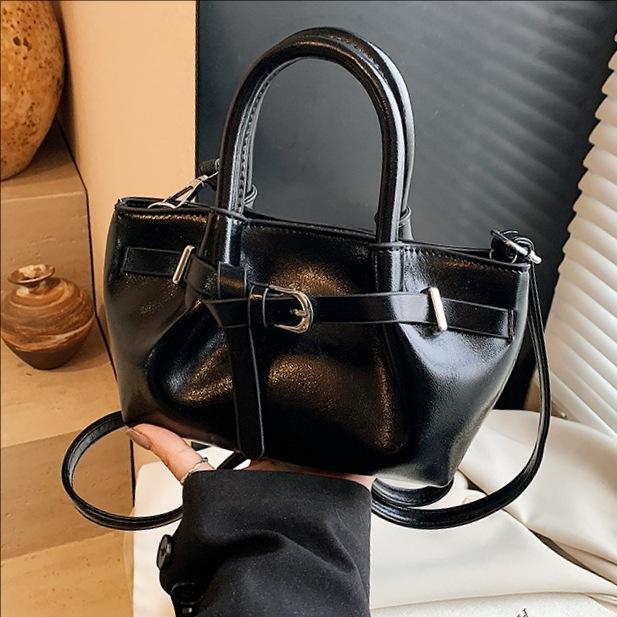 Hand Bag Women's New Bag Casual Shoulder Messenger Bag