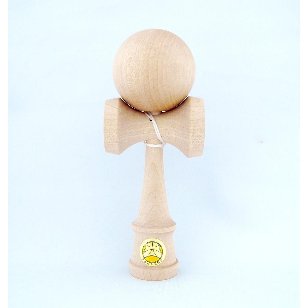 Certified by the Japan Kendama Association New competitive kendama made of silver made in Japan "Ozora" maple, (OZORA KENDAMA)