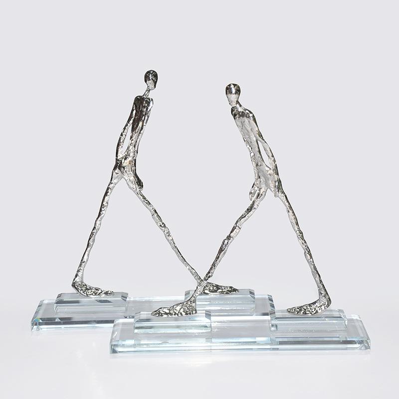 Creative Portrait Sculpture Metal Handicrafts Golden Man Zinc Alloy Crystal Art Figures Metal Figurine Home Decoration