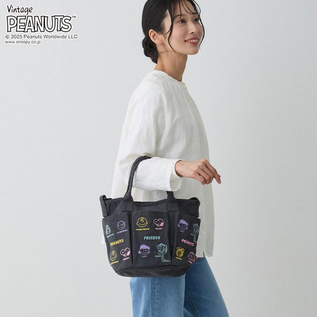 Snoopy Embroidered Small Tote Bag with Shoulder Strap IP Deli Pockets Peanuts 0C 8421 [Rootote] (01 Ivory)