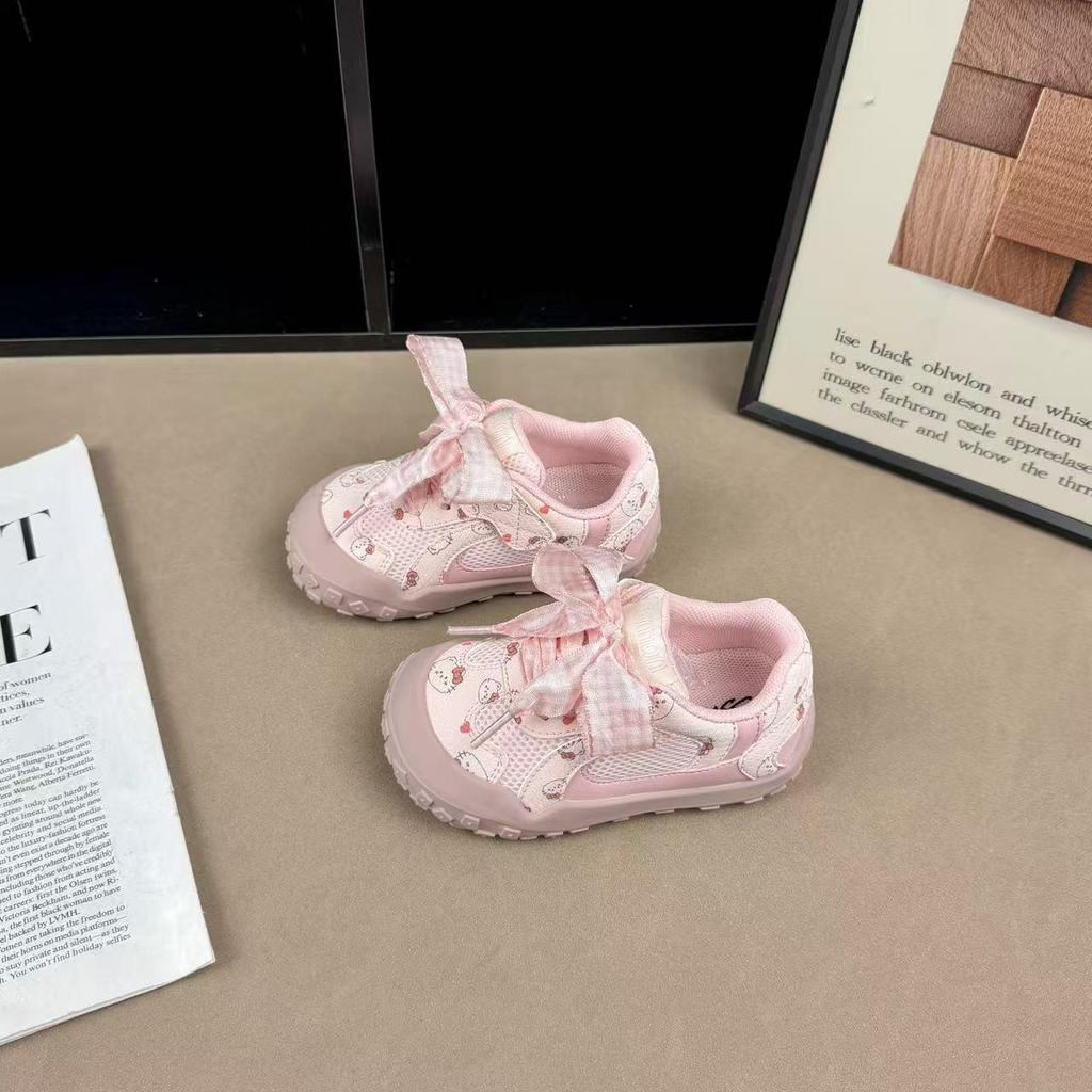 Girls' Cartoon Sneakers - Soft, Non-slip Casual Shoes for Spring & Autumn 2026
