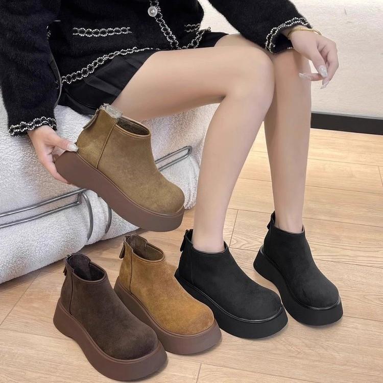 Thick-soled Winter Snow Boots Women's 2025 New Round Head Fleece Short Boots Muffin Back Zipper British Cotton Shoes