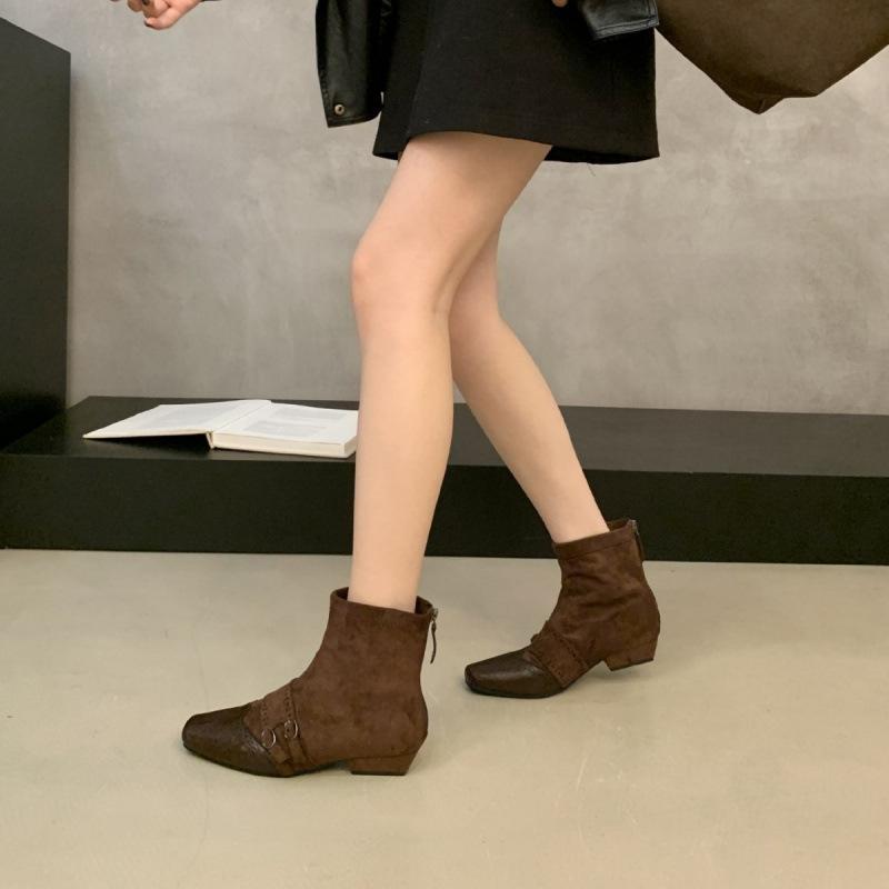 2025 Autumn and Winter New Square Head Low Tube Engraved Belt Buckle Thin Fashion Women's Short Boots