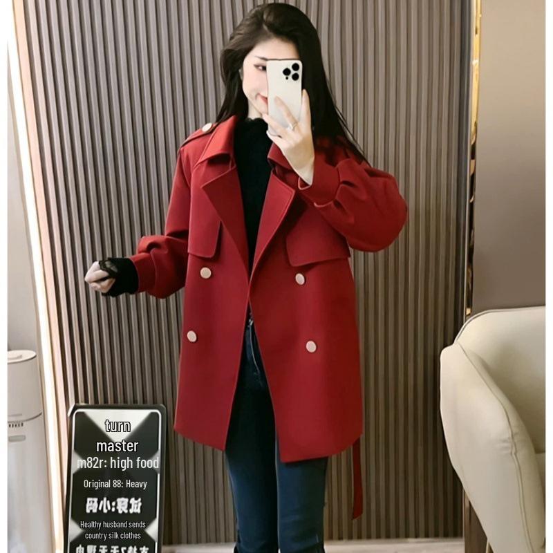 

Женский приталенный двубортный тренч в британском стиле 2025 года на осень L [100-115] красный