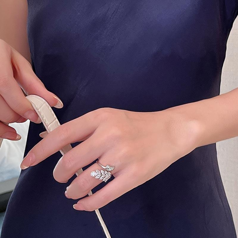 Luxurious Zircon Leaf Shaped Silver Open Rings For Womans Unusual Accessories For Korean Fashion Jewelry Party Girls Rings