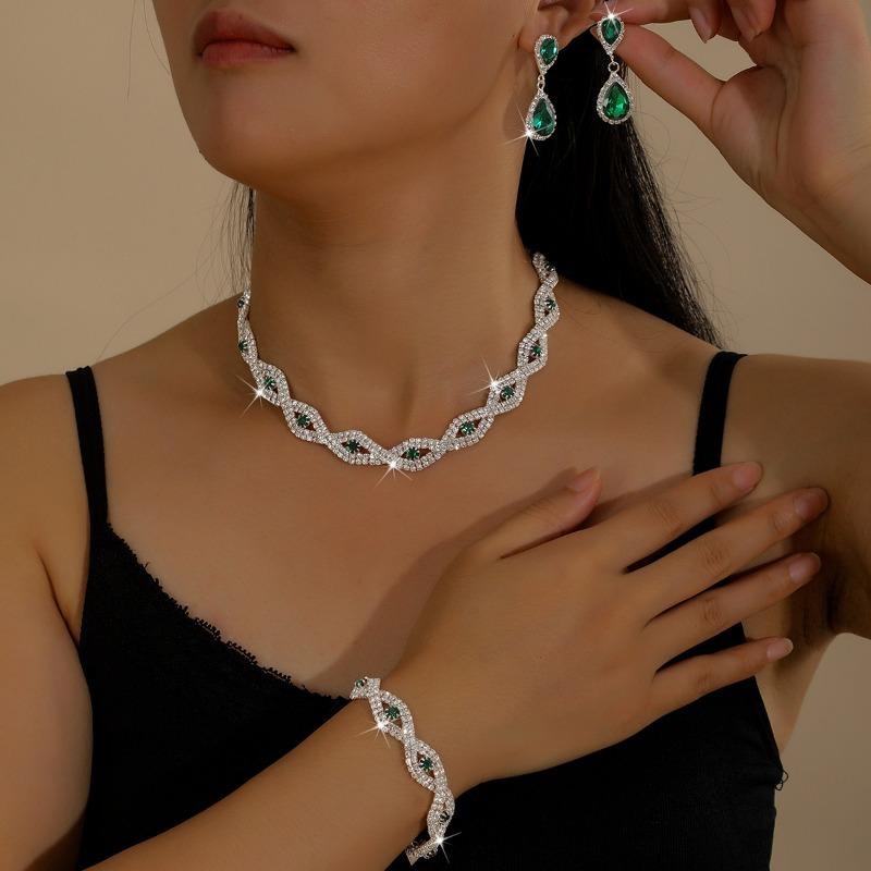 Winter Europäische und Amerikanische Accessoires Halsketten, Armbänder, Ohrringe, Sets, Dreiteilige Sets, Hochzeits-Abendkleider, Vielseitiger Schmuck