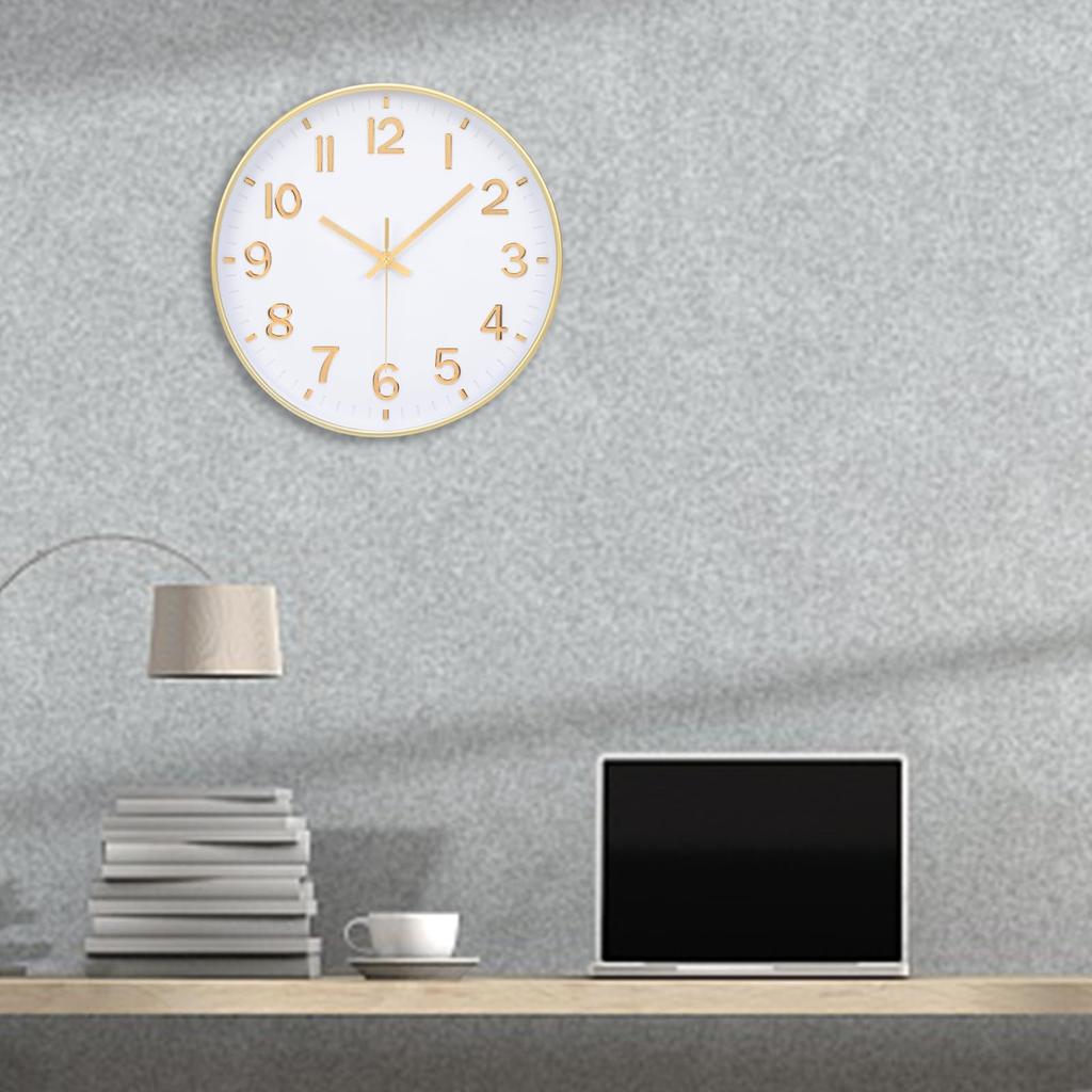 Stylish, quiet, radio-controlled wall clock with a Nordic design. Easy to read, continuous second hand, silent second hand at night, 3D numerals,