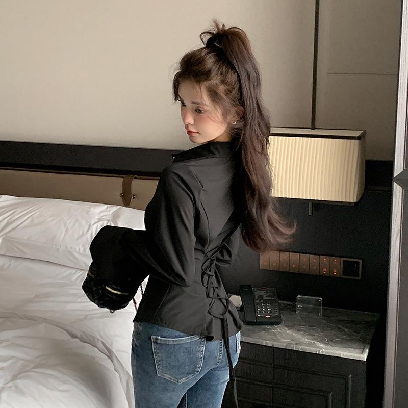 Spicy Girl Women's Slim Fit White Shirt - Chic, Waist-Cinching, Long Sleeve Cardigan for Spring and Autumn.