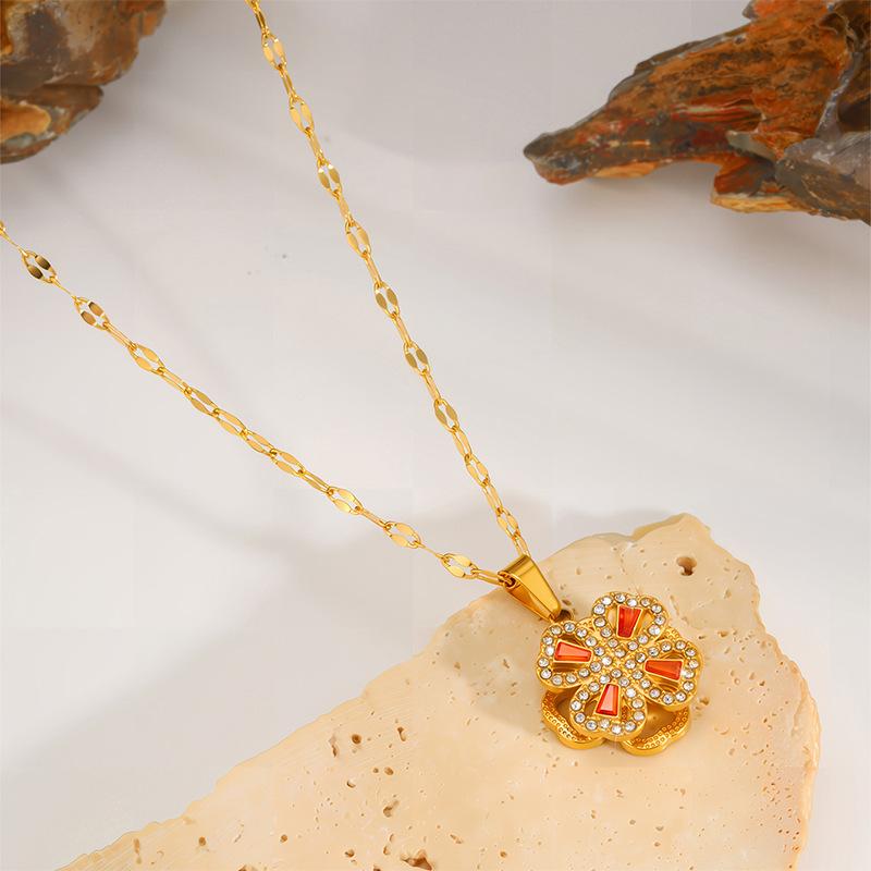 Necklace Female Rotating Clover Zircon Flower Stainless Steel Necklace Niche Temperament Design Versatile Necklace