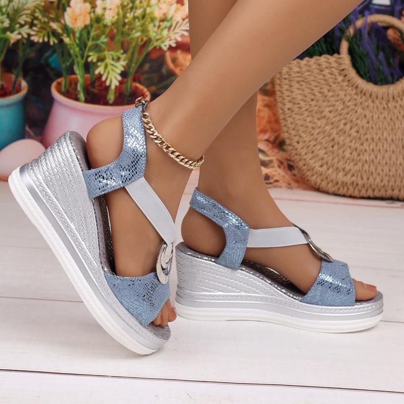 Women's New Fashion Round Toe Peep Toe Solid One-Piece Slip-On Women's Plus Size Wedge Sandals