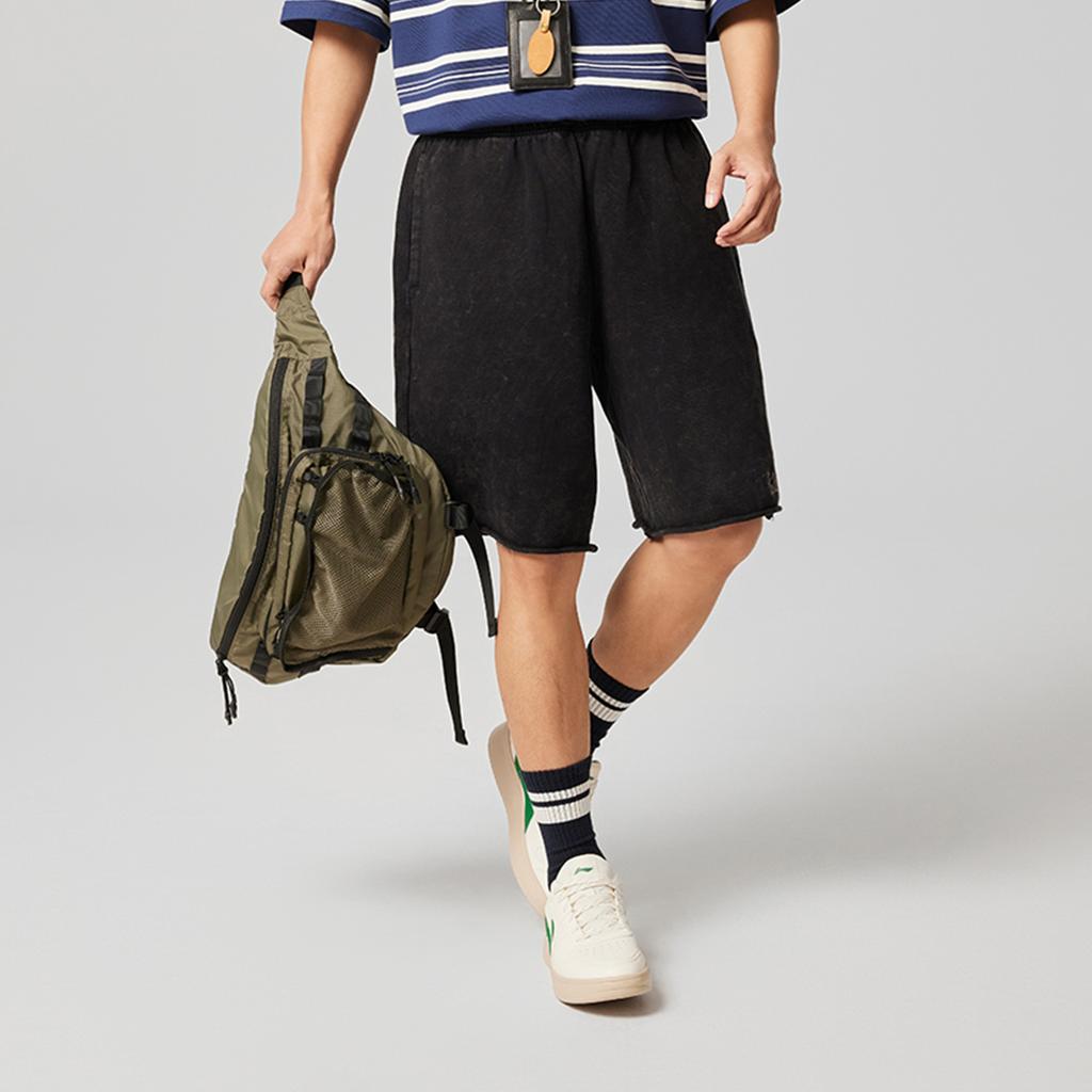 Li-Ning Sports Lifestyle Series Letter Mid-Waist Drawstring Breathable Versatile Straight-Cut Casual Shorts Men Shorts Black AKSV527-1