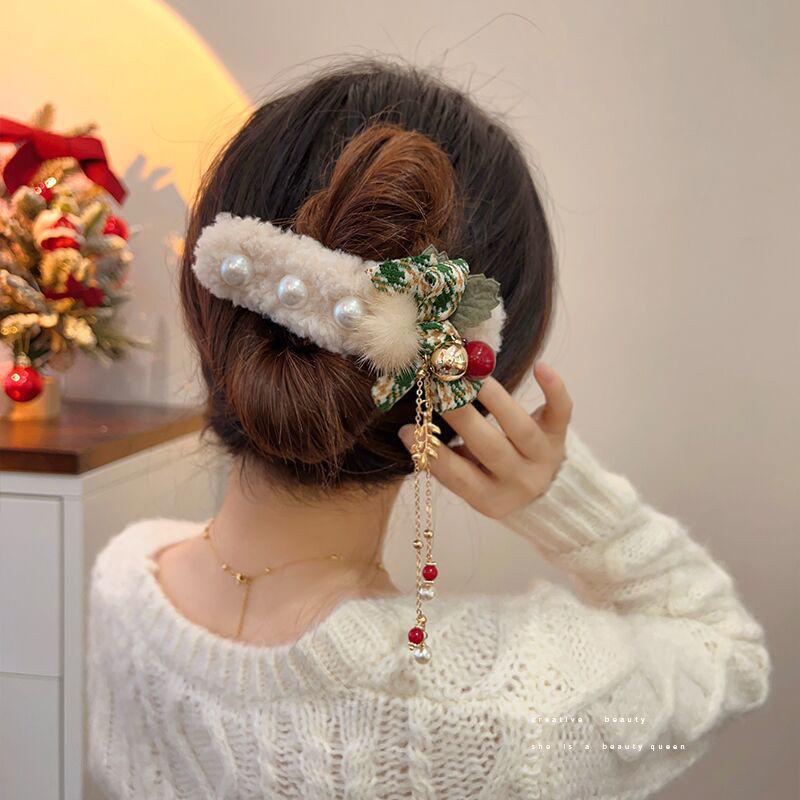 Faux Fur Hair Claw Clip for Women, Christmas Tassel Hair Accessories 2025, Winter Duckbill Clip