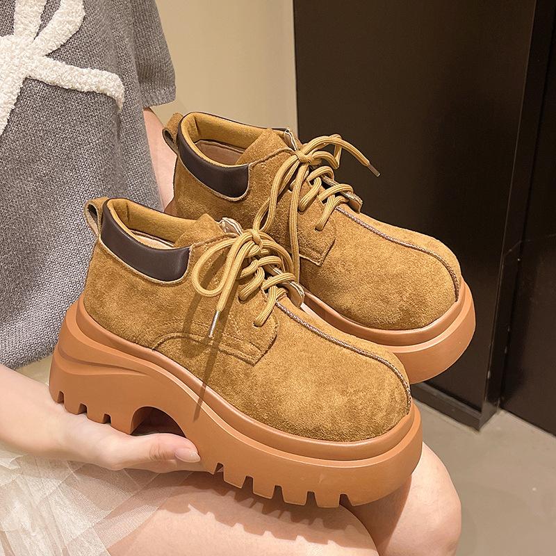 Muffin-Plateau Schuhe mit großem Kopf Damen 2025 neue Saison Herbst Schnürstiefel Retro Britisch Martin Stiefel vielseitige Freizeitschuhe