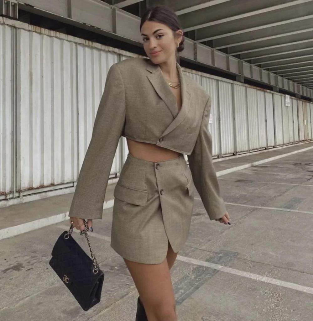 Trendy Spring & Autumn Women's Short-Sleeve Suit Jacket + High-Waist Pocket Skirt