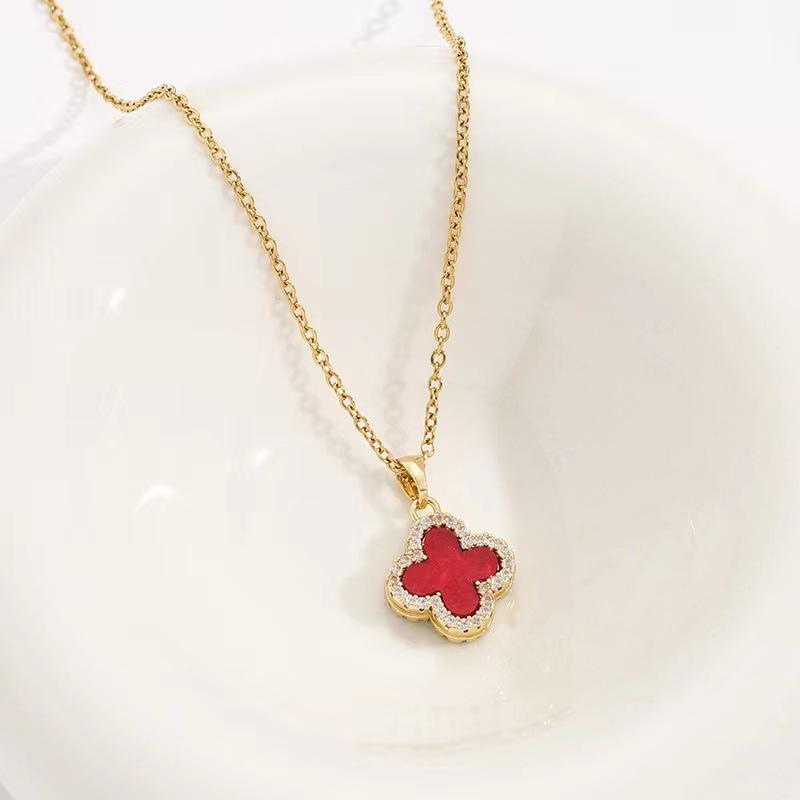 Fashion Simple Four-Leaf Clover Necklace Upscale Hundred With Senior Sense Pendant Titanium Steel Necklace Ladies Necklace