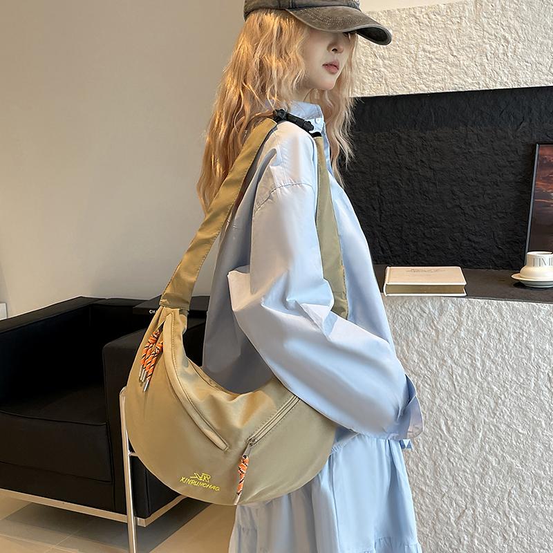 Women's Large Capacity Shoulder Bag Commuter Hobo Bag