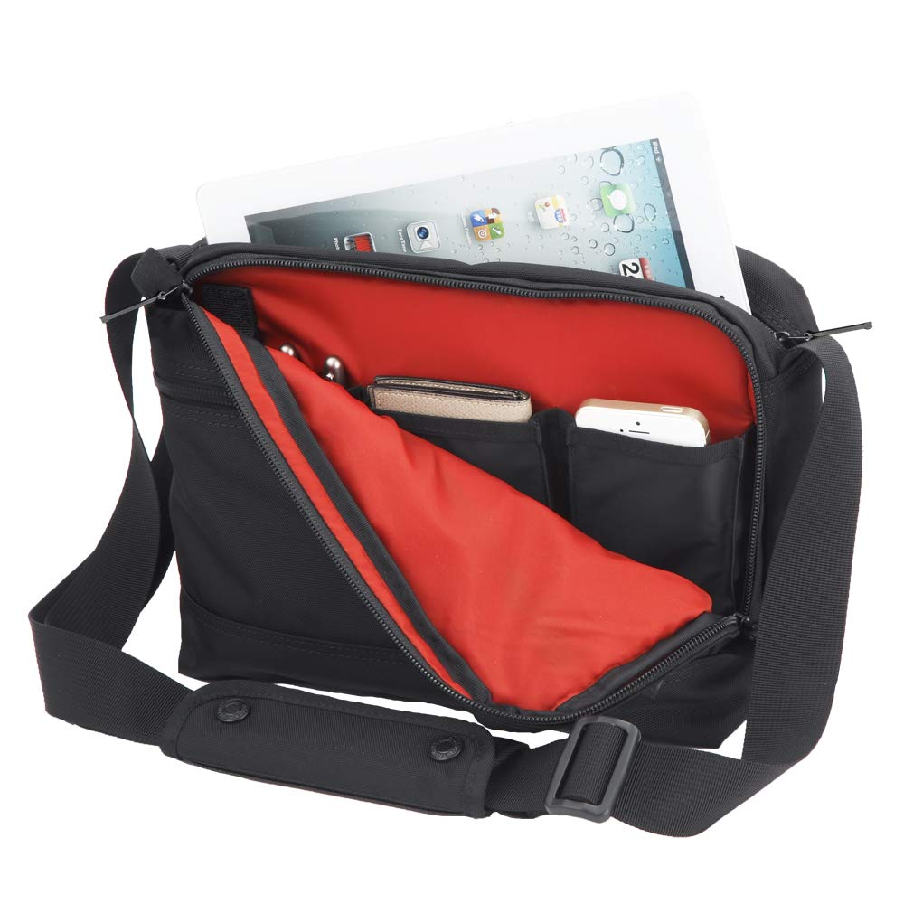 Manhattan Passage Shoulder Bag Design Solution 8085 1.Black