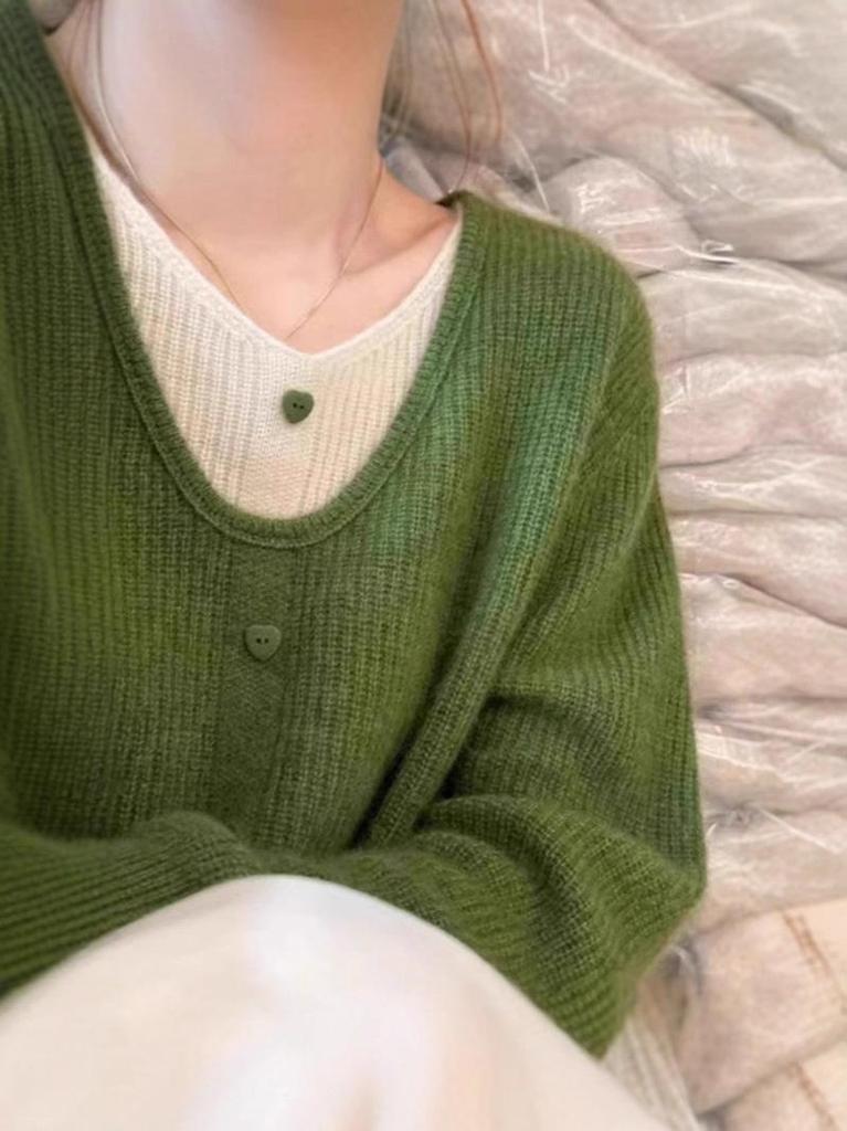 Korean Style Green V-Neck Knit Two-Piece Look Sweater - Women's Autumn/Winter Soft and Stylish Top
