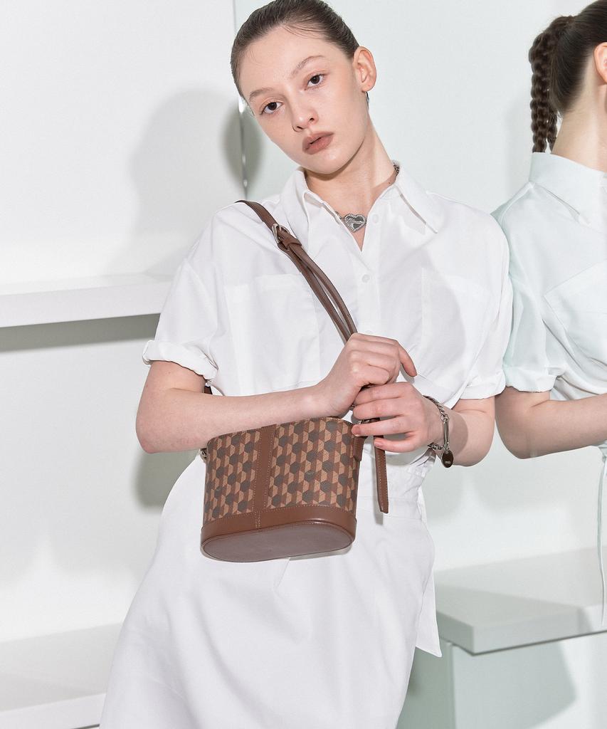 Undei Fanny Bucket Brown