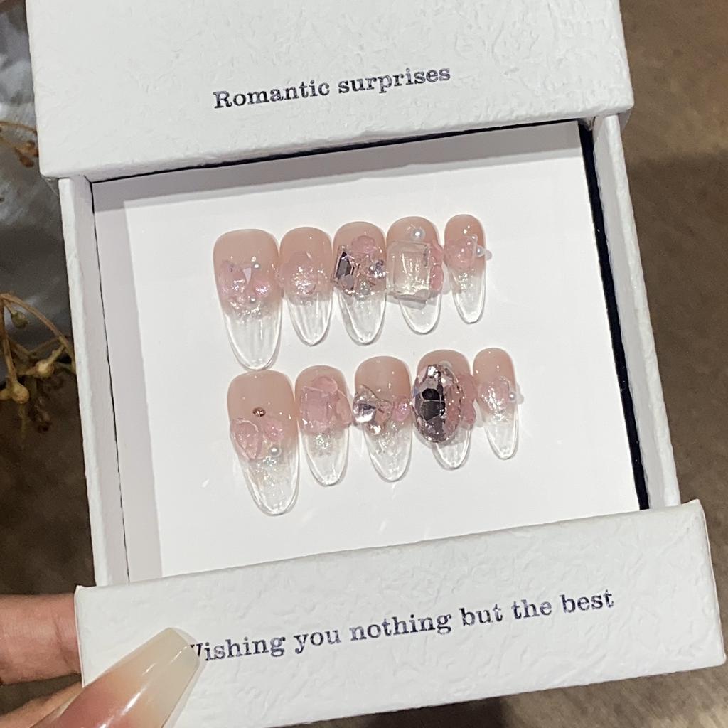 Gradient Transparent Bottom Square Drill French Pink Butterfly Love Diamond Ice Drill Patch Wear Armor