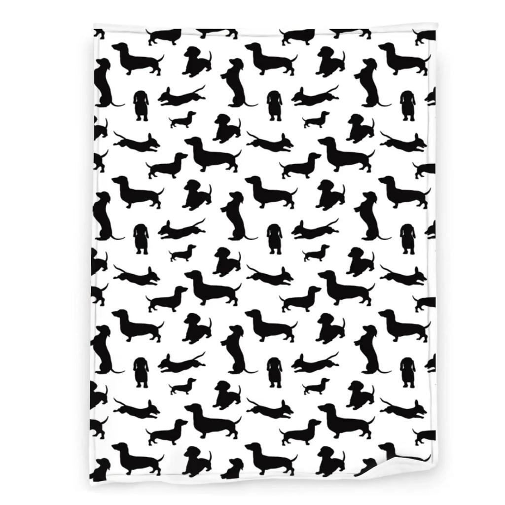Dachshund In Sweaters Pattern Blankets Fleece Printed Cute Portable Soft Throw Blanket For Bed Office Quilt Dog Flannel Blanket