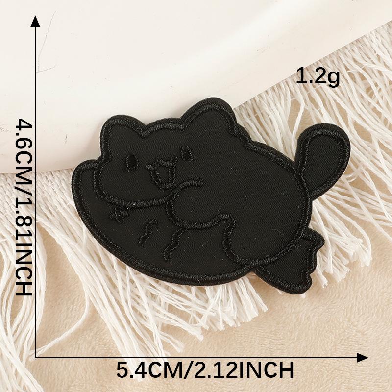 Samolepicí kreslená zvířátka černá vyšívaná nášivka na bundy