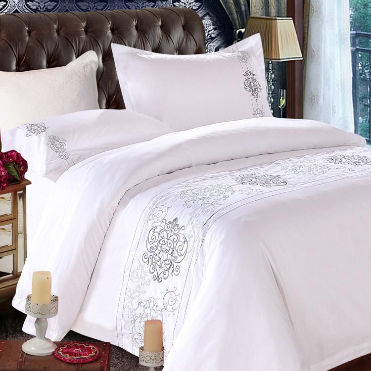 60s Embroidered All-Cotton Sateen Bedding Set - Four Pieces