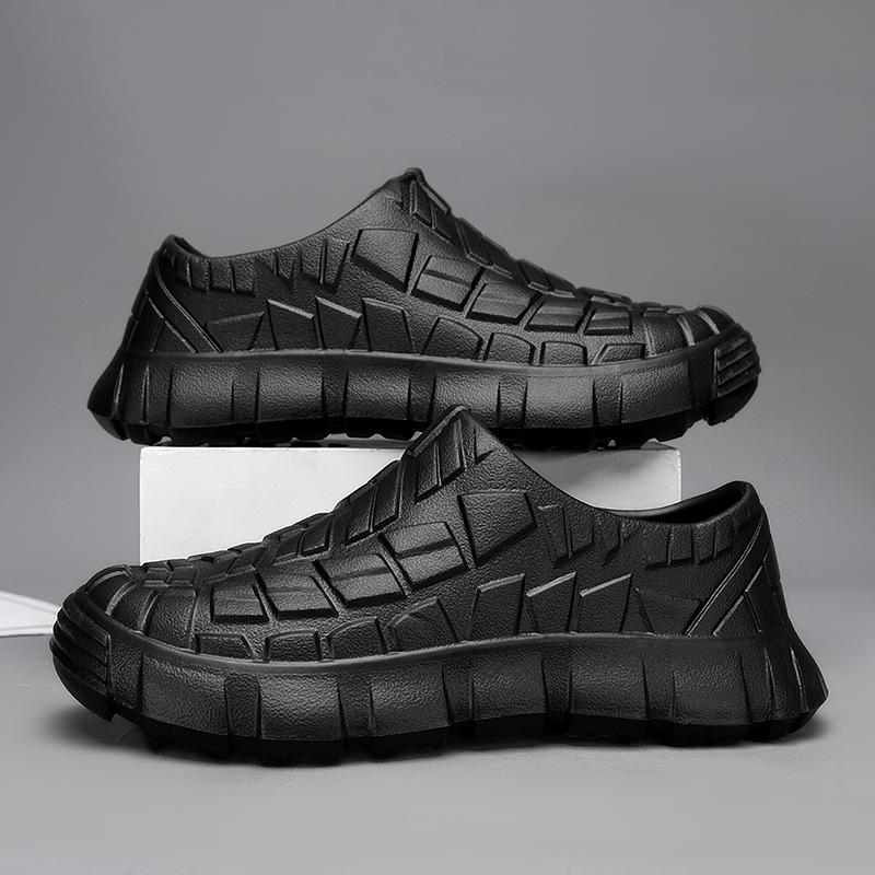 Fashionable waterproof shoes outdoor wear anti slip casual shoes thick soled wear-resistant thick soled kitchen work shoes men