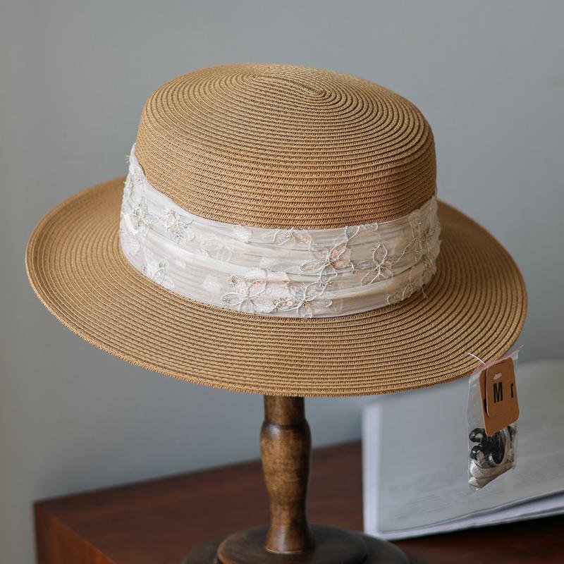 Sweet sequined flower webbing flat top top hat fashion travel vacation shade spring and summer sun protection straw hat woman