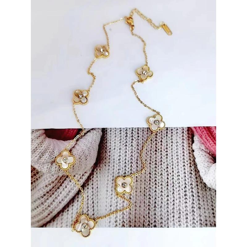 7-petal Titanium Steel Four-leaf Clover Necklace A Fresh and Elegant Style for Women Non-fading Lucky Clover Necklace