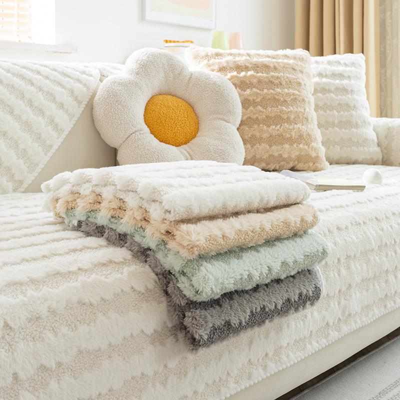 Plush Plaid Sofa Cover Thickened Warm Non-Slip Cushion Winter Luxury Living Room Sofa Decorative Dust Cover Soft Cloth Towel
