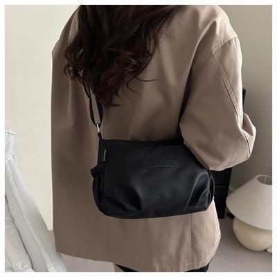 Women's Water-Repellent Nylon Crossbody Bag: Autumn/Winter Casual Solid Color Shoulder Bag