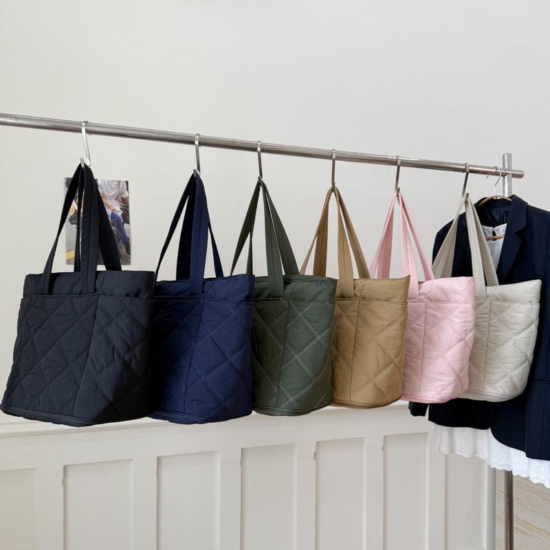Women's Bag Rhomboid Shoulder Bag Commuter Large Capacity Tote Bag