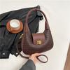 New Fashionable High-texture Portable Crescent Bag Popular Versatile Temperament Daily Practical Shoulder Bag Messenger Bag