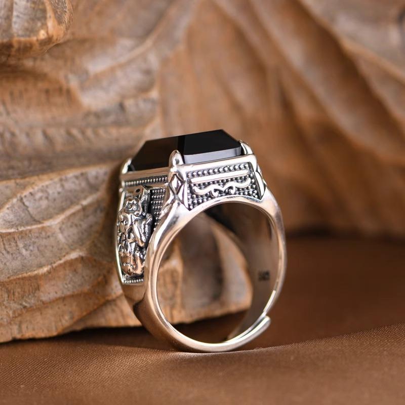Stříbrný barevný prsten Vintage Old Made Pixiu Široký ukazováček Personalizovaný dominantní prsten Módní šperky pro muže