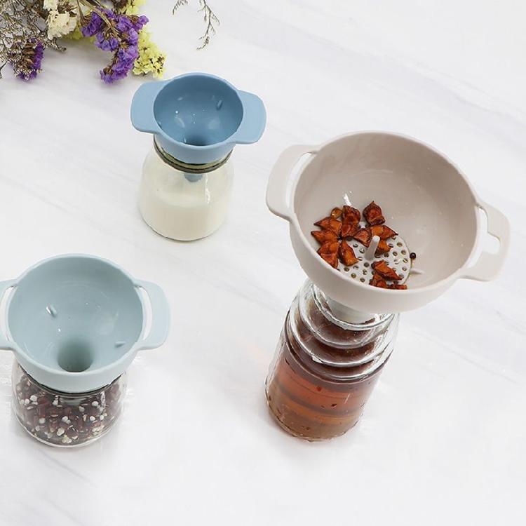 Versatile Pouring Set with Filter and Handle Kitchen Funnel Set Plastic Material