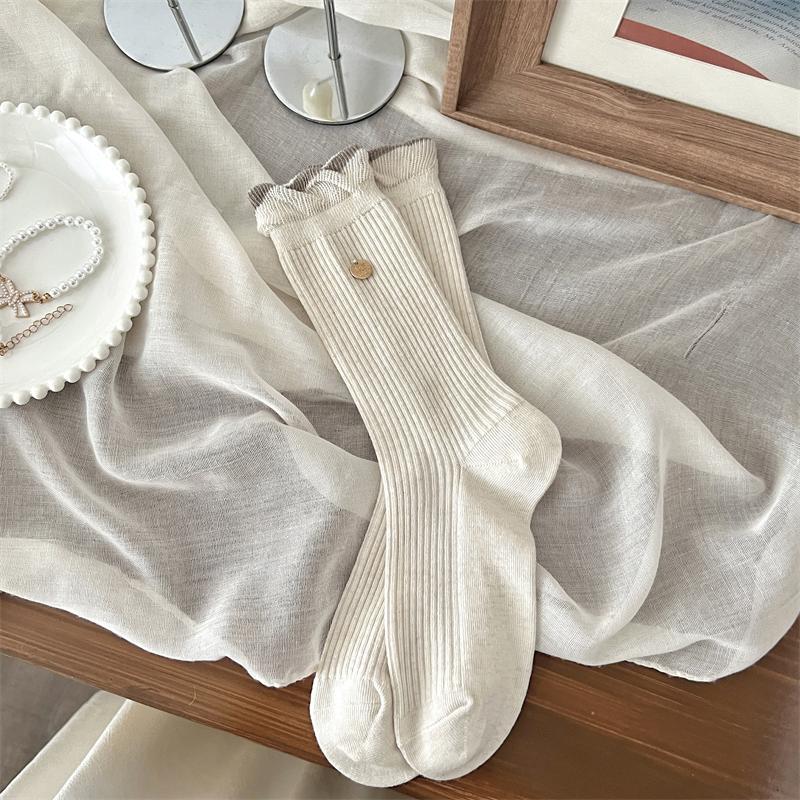 

Женские осенне-зимние носки средней длины в полоску из металлической пряжи 1 pair бежевый